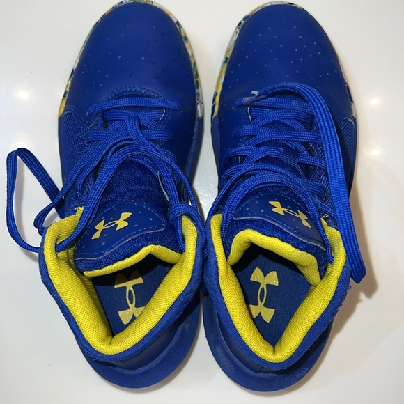 Under Armour - Picture 3 of 9